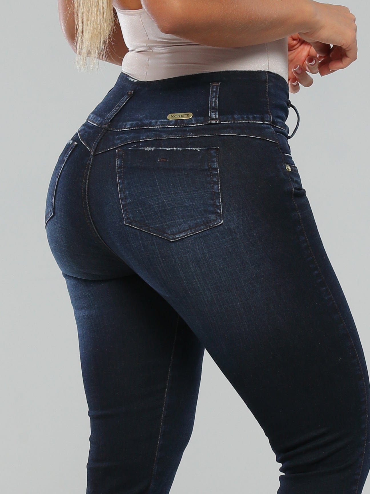 Zara Butt Lift Jeans 15408