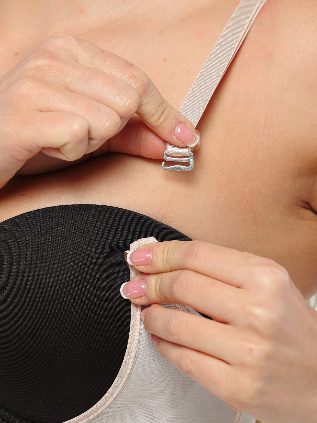 Full Body Shaper Buttock Lifter hook functionality.