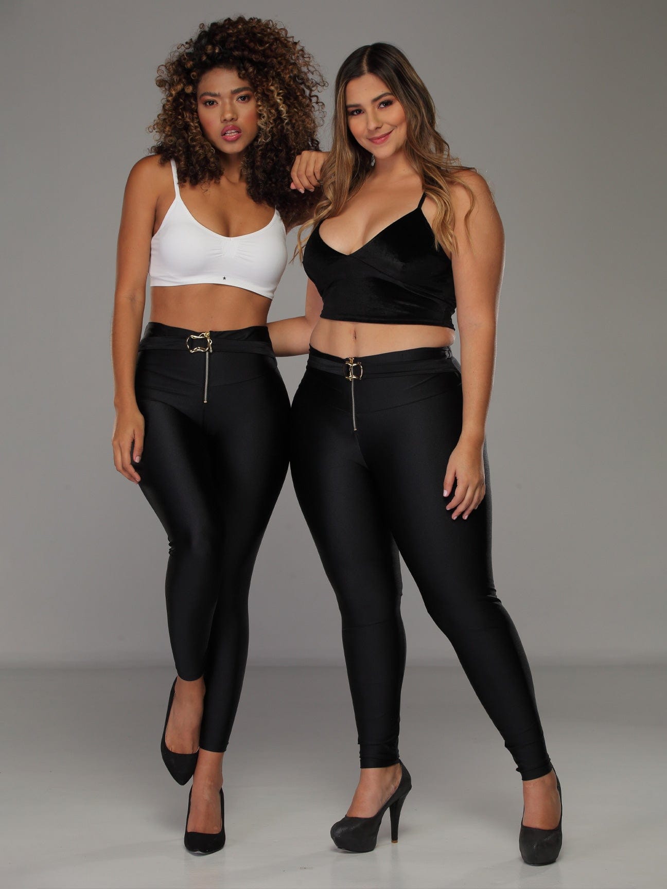 Yasmin Leggings Levanta Cola con Control Abdomen 1278