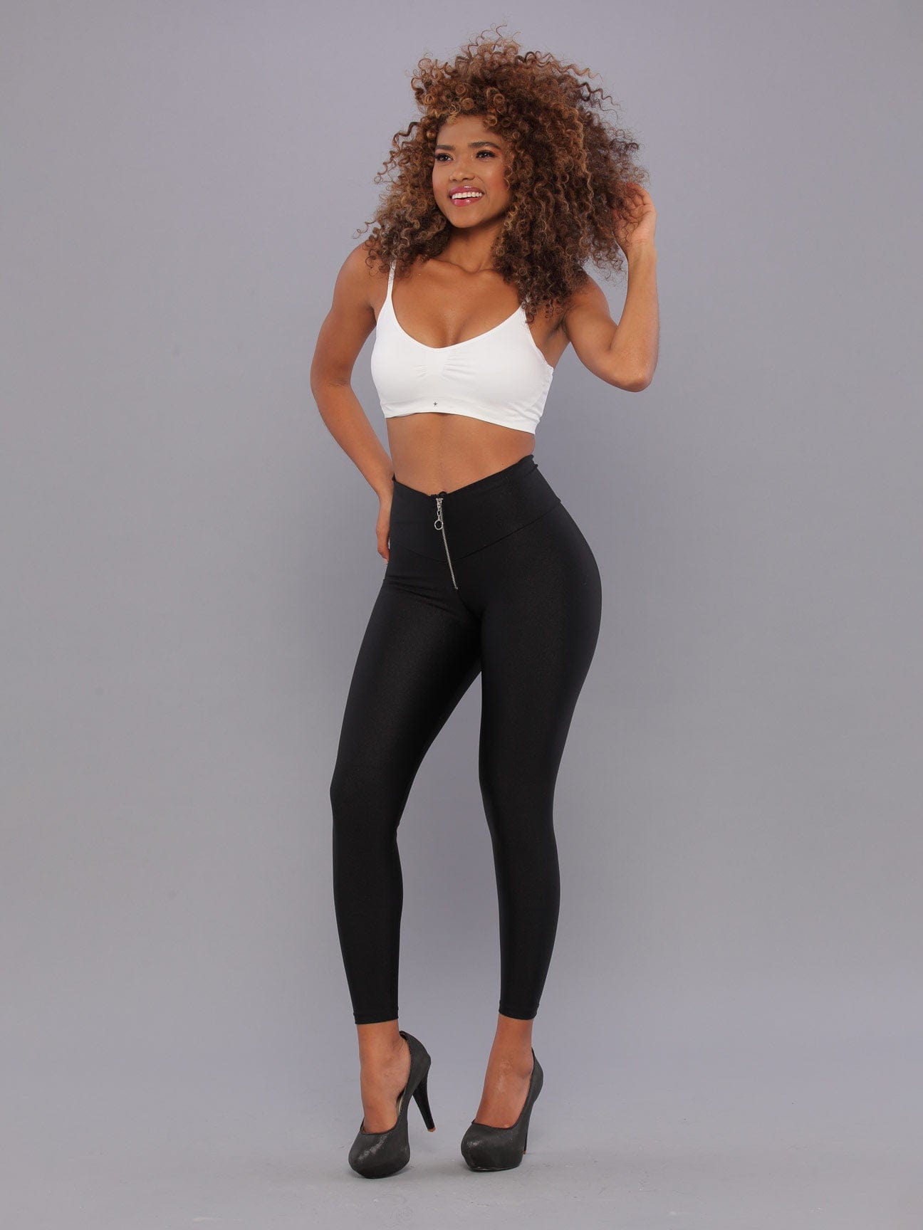 Femme Fatale Leggings Levanta Cola con Control de Abdomen 1306