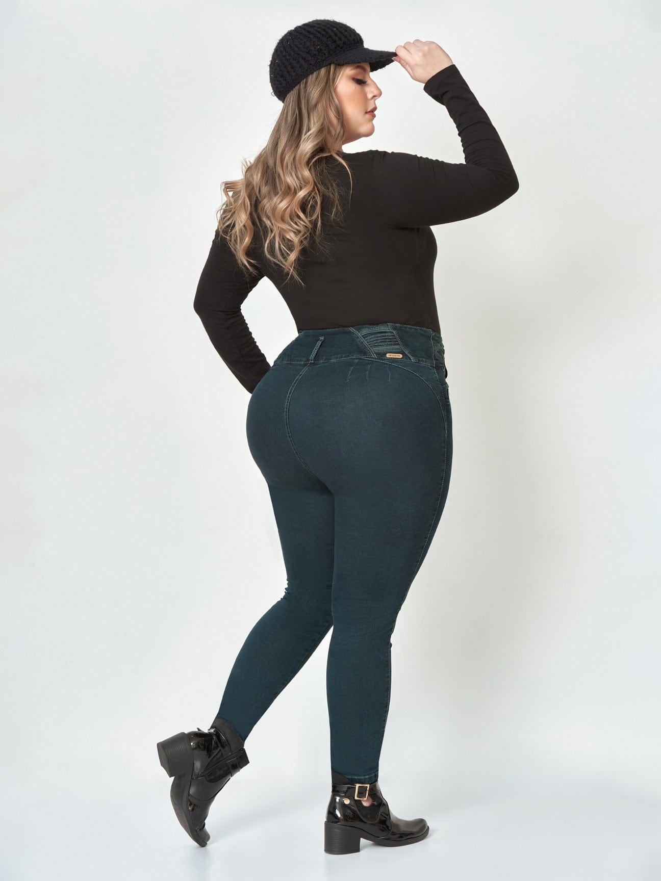 Carmen Tummy Control Jeans