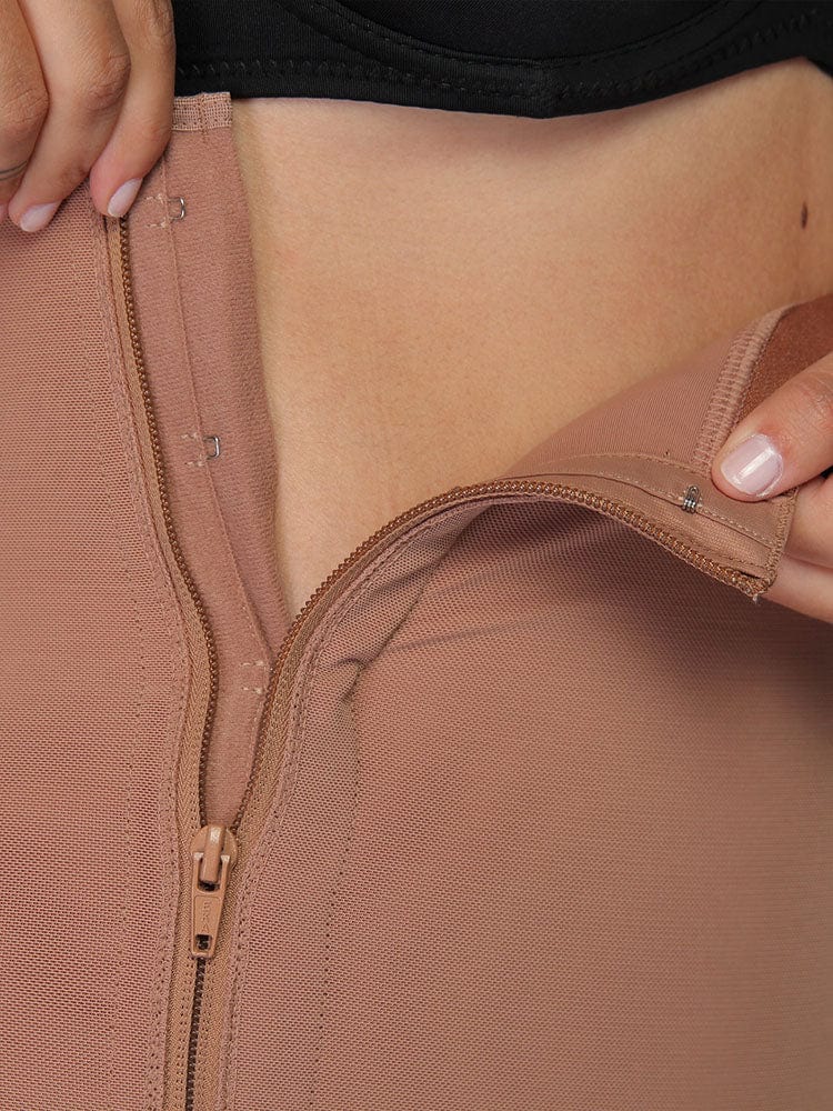 Faja Post-Quirúrgica con Cremallera NS021